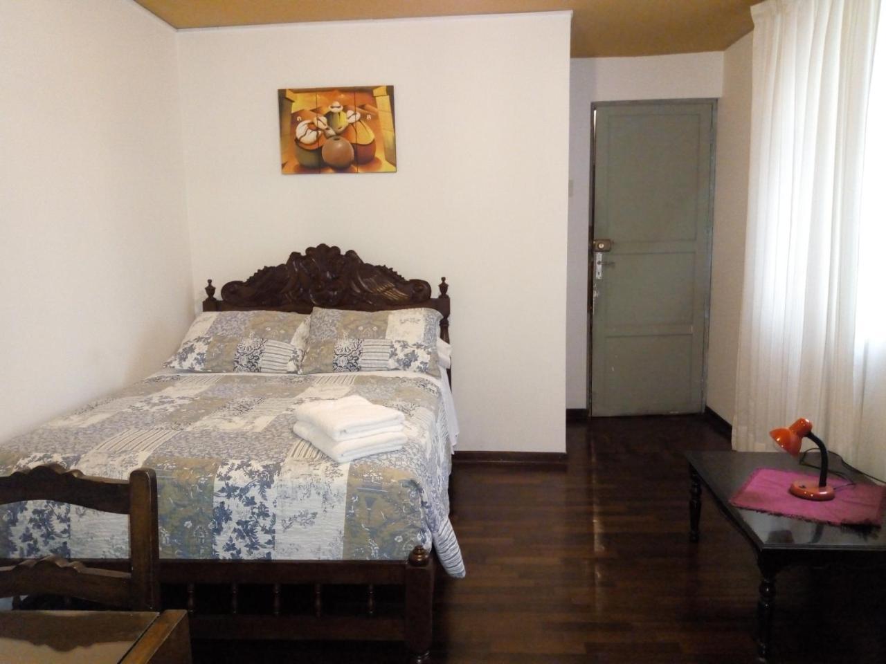 Nydia'S Trujillo City Hostel Exterior photo
